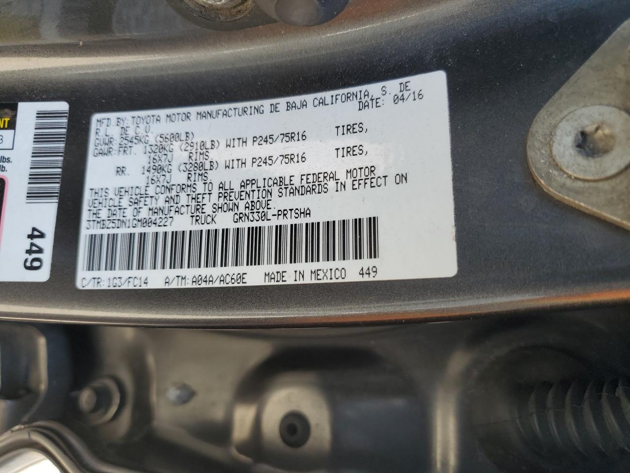 Toyota Tacoma Double Cab Image 11