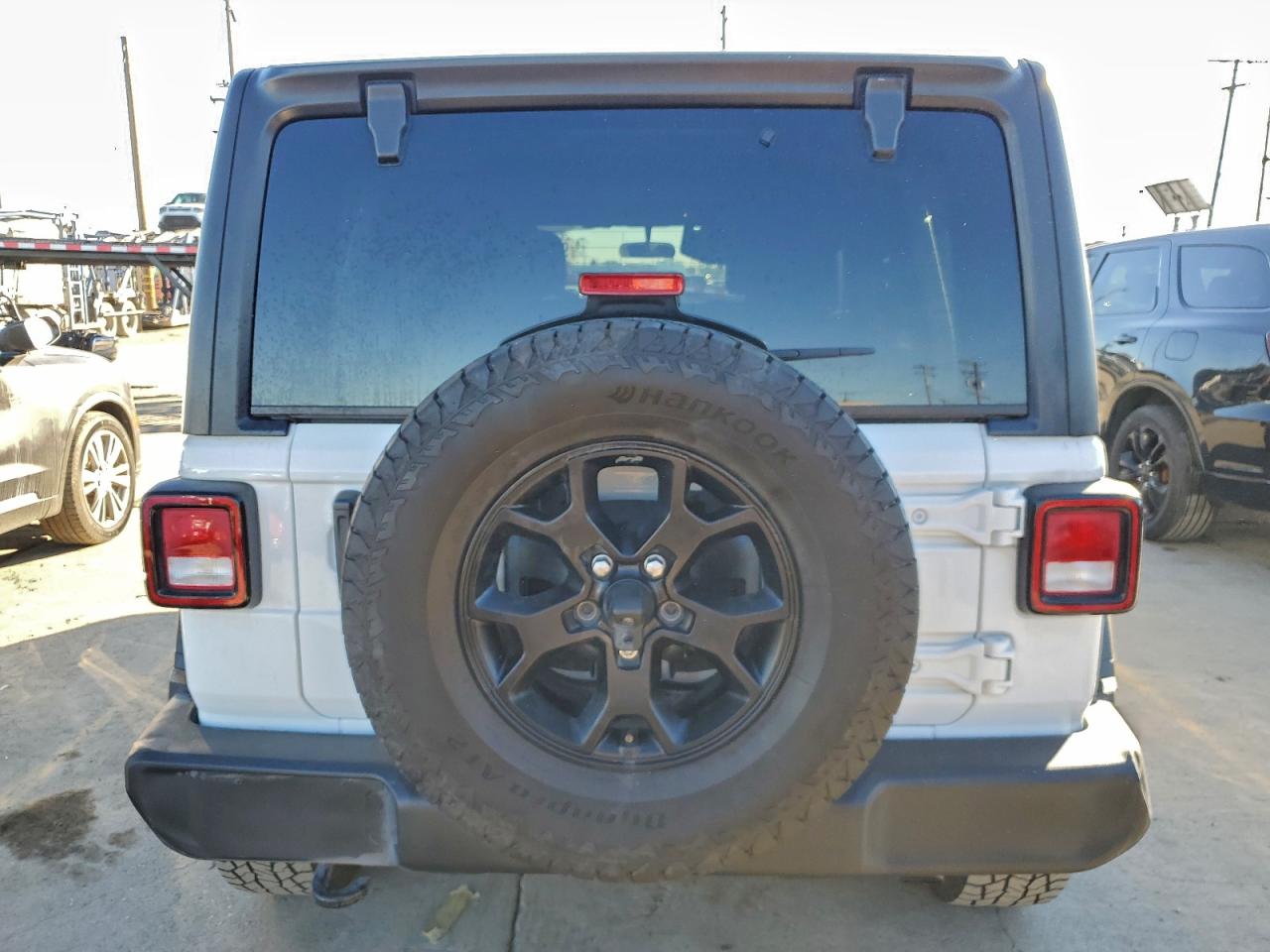 Jeep Wrangler Sport Image 9