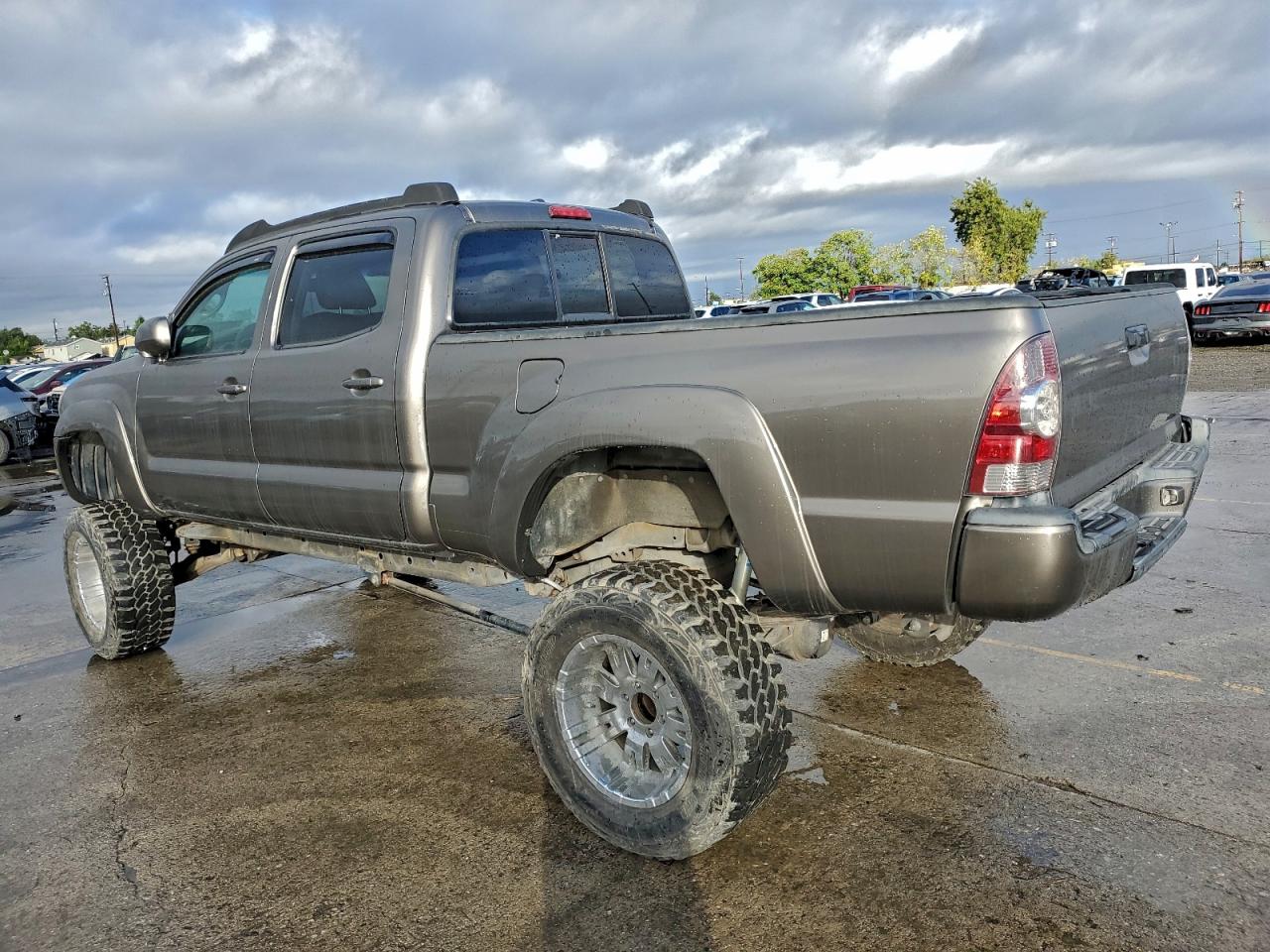 Toyota Tacoma Double Cab Prerunner Long Bed Image 13