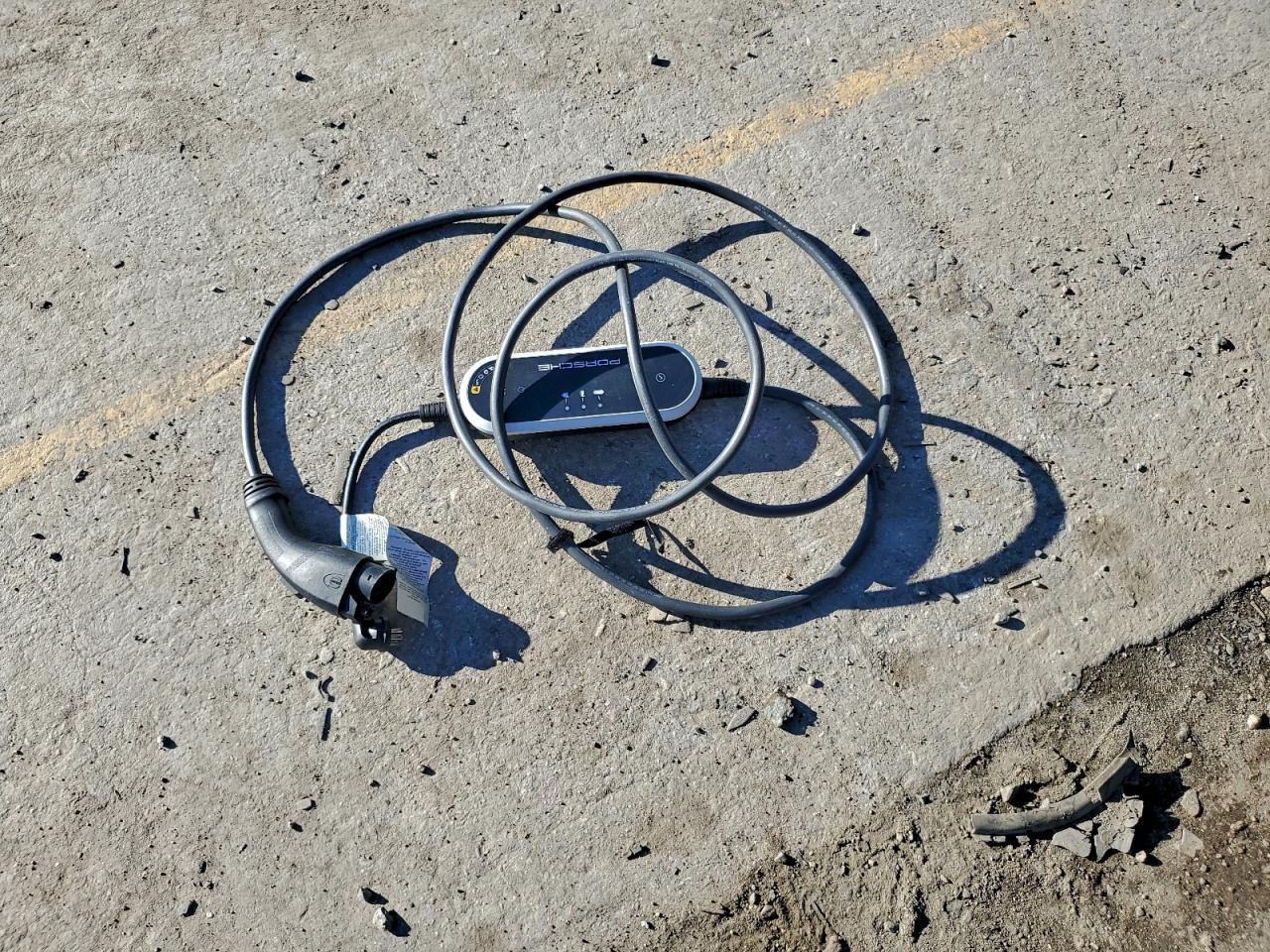 Porsche Taycan Image 5