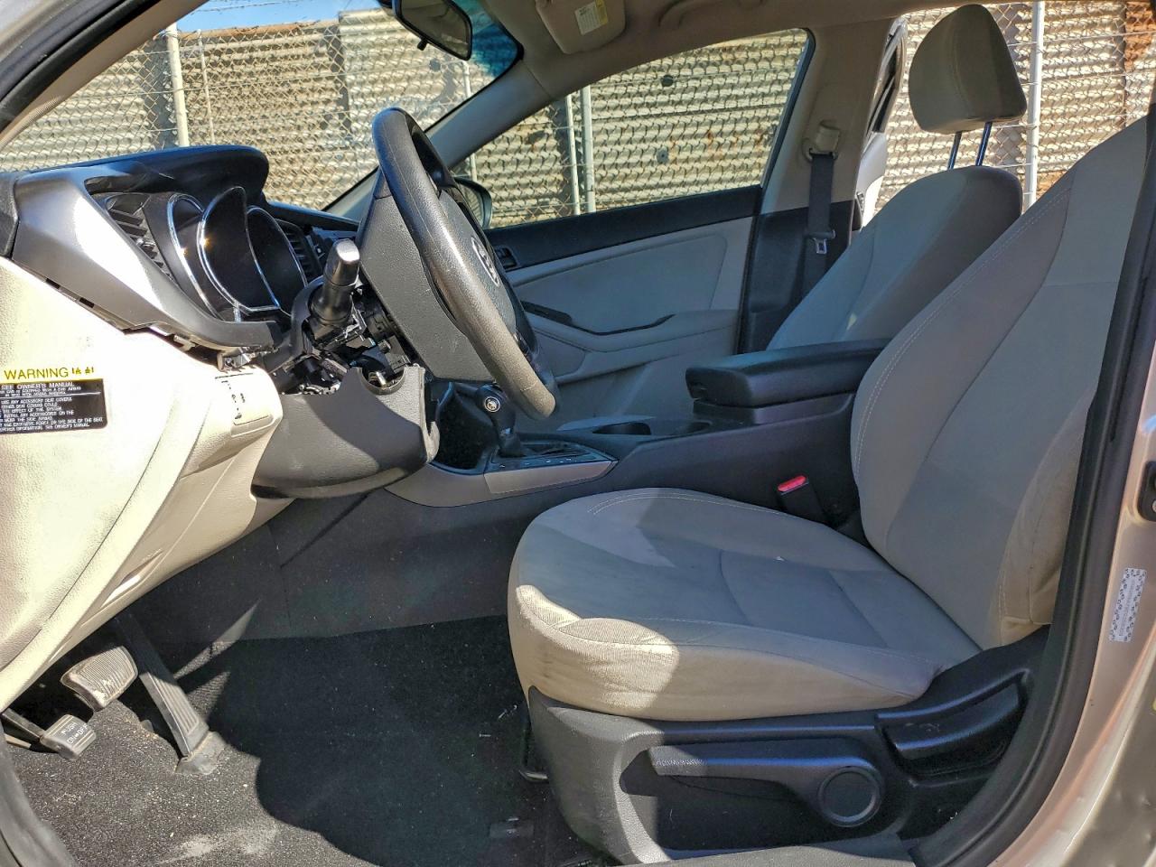 Kia Optima Lx Image 2