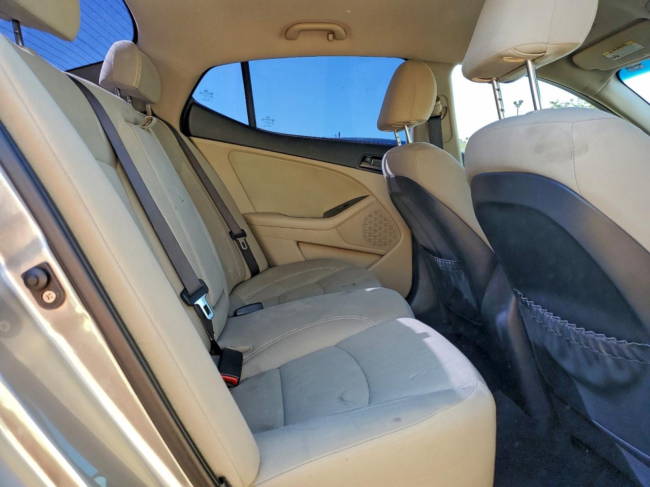 Kia Optima Lx Image 11