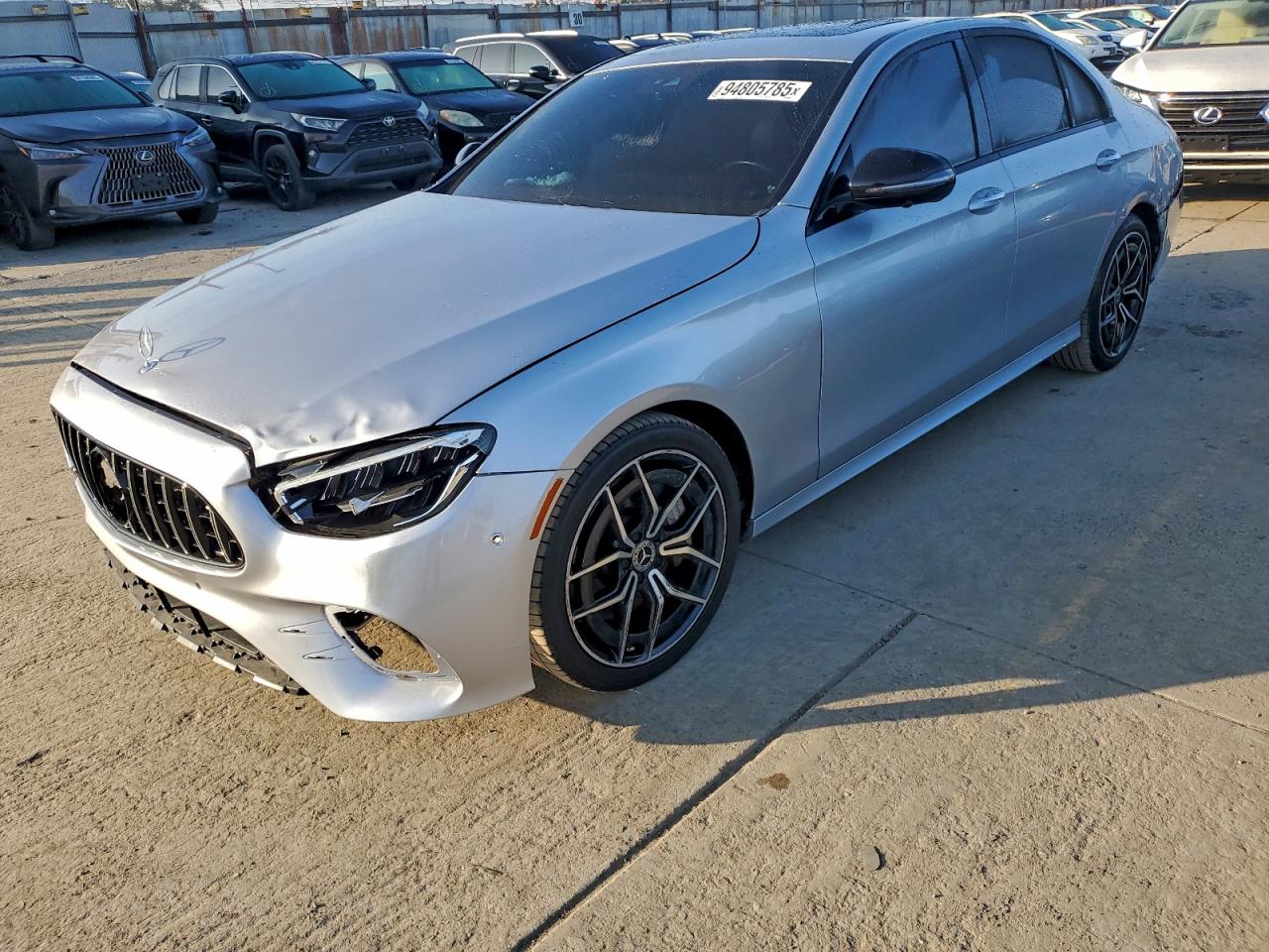 Mercedes-Benz E-Class 350 Image 1