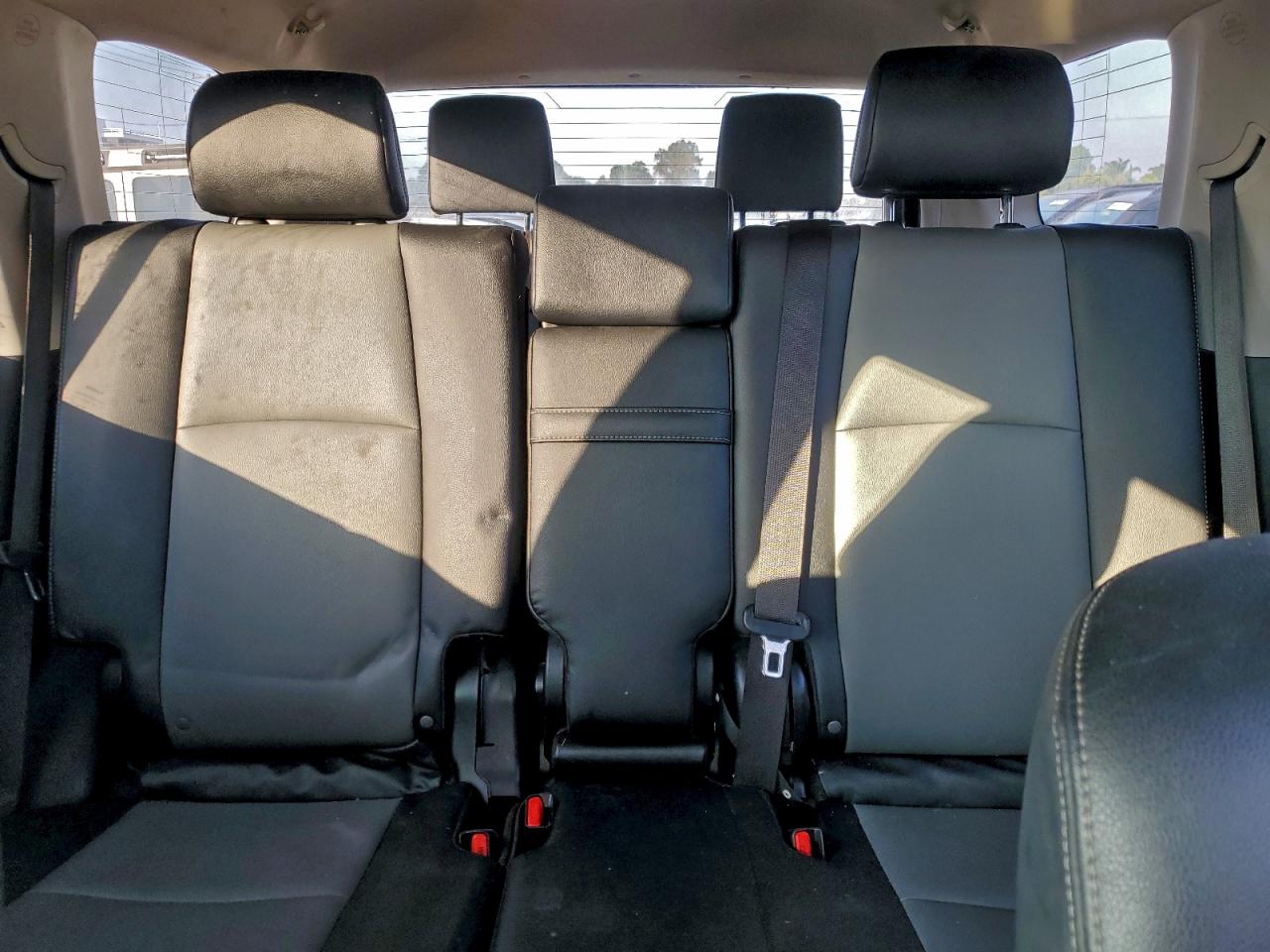 Toyota 4Runner Sr5/sr5 Premium Image 4