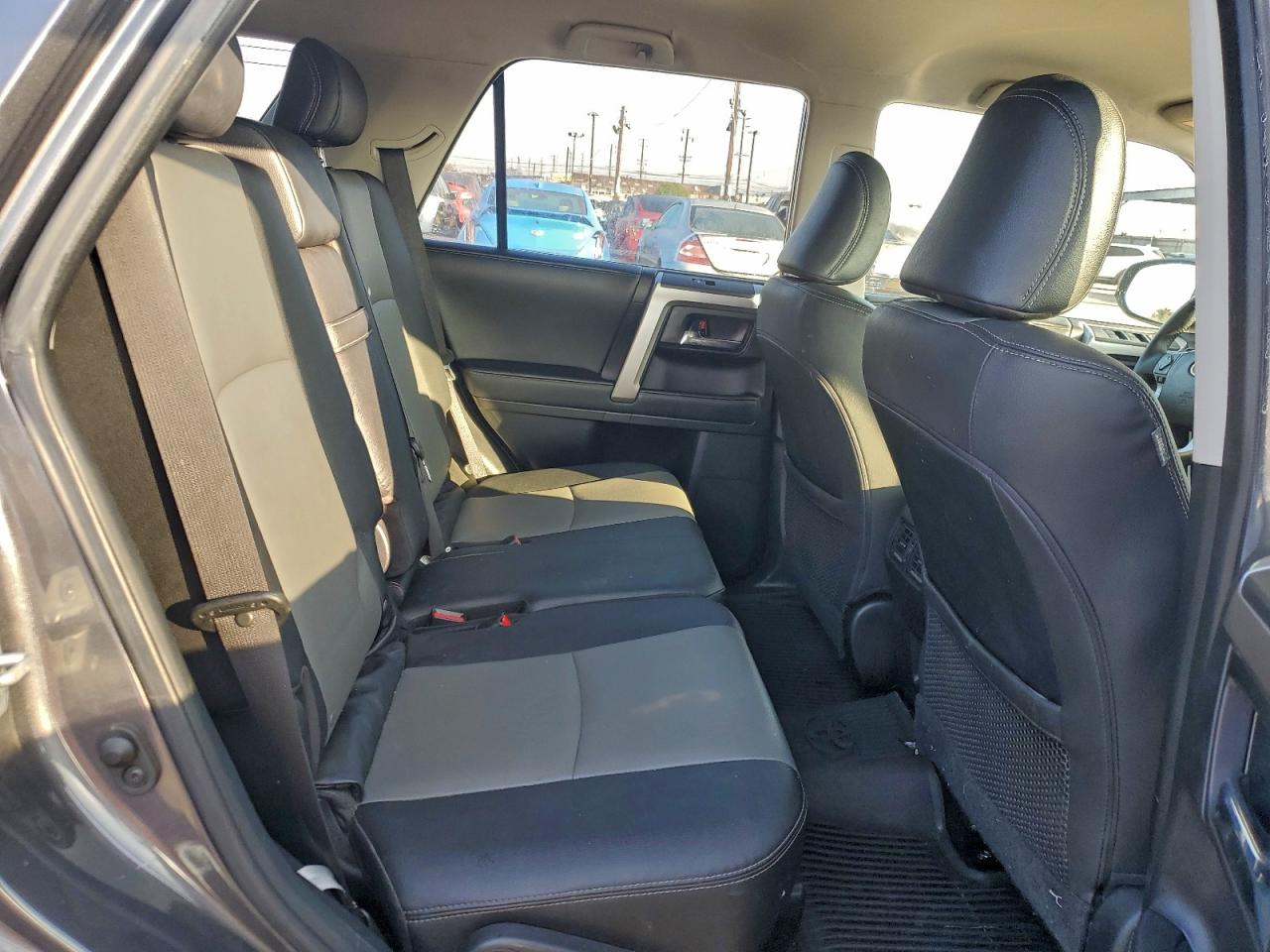 Toyota 4Runner Sr5/sr5 Premium Image 2