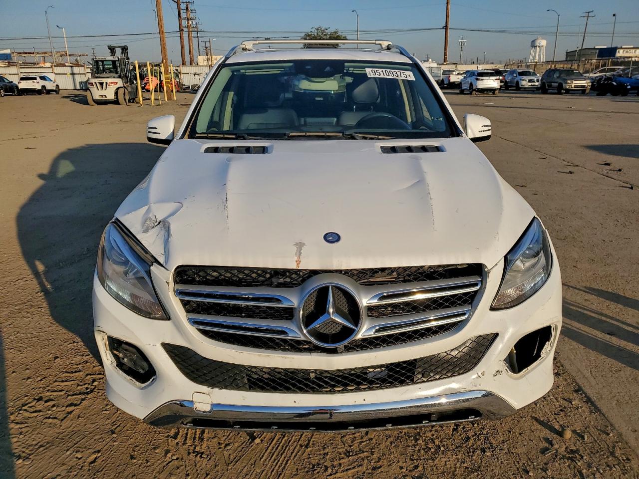 Mercedes-Benz GLE 350 Image 9