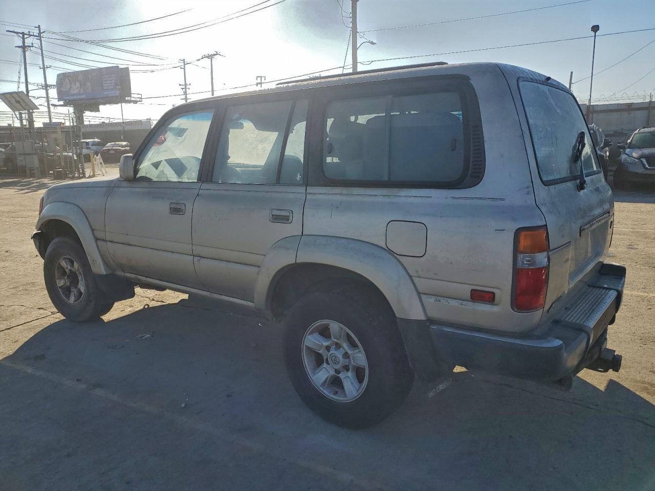 Toyota Land Cruis Fj80 Image 2