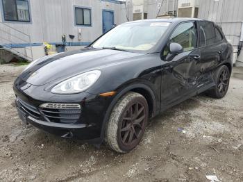  Salvage Porsche Cayenne