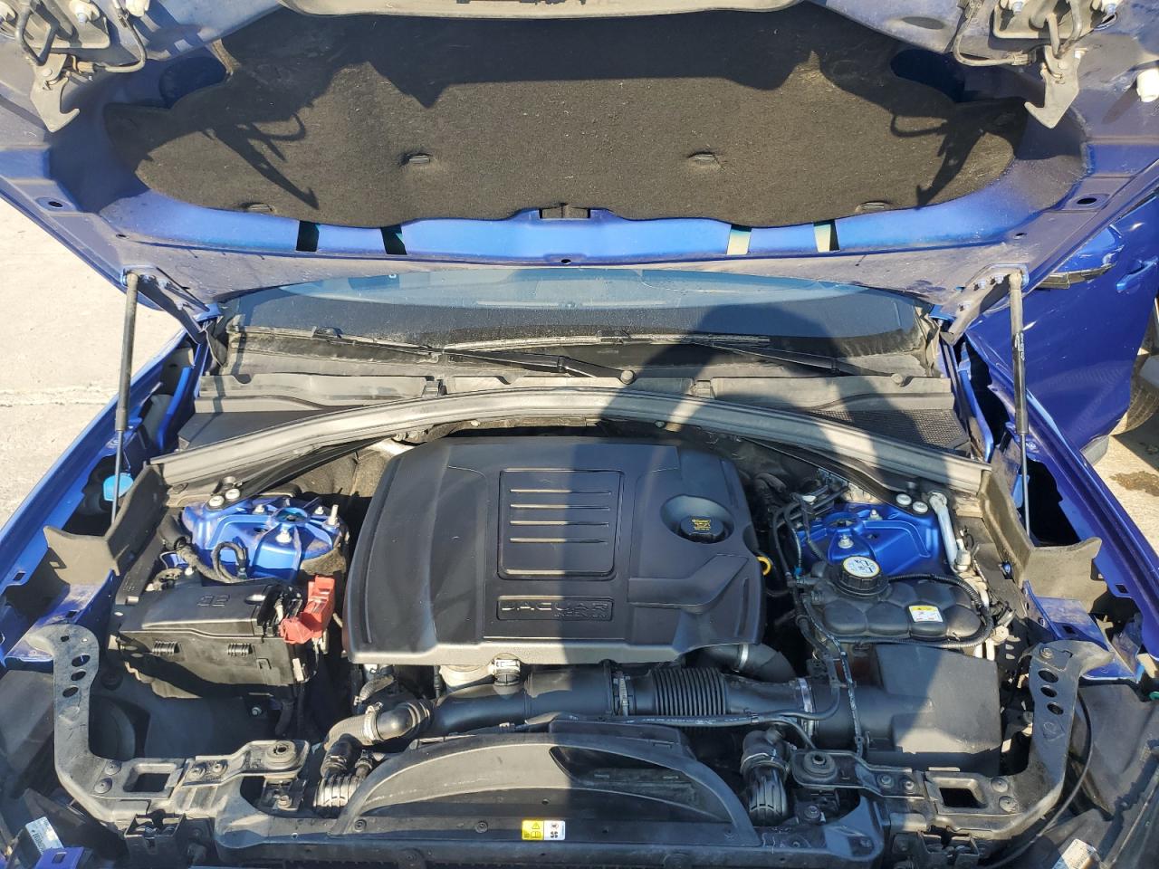 Jaguar F-PACE Premium Image 8