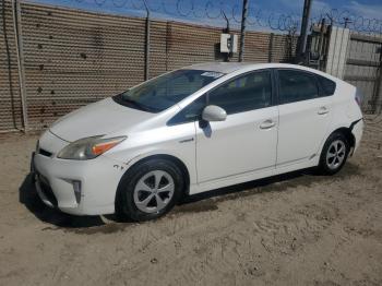  Salvage Toyota Prius