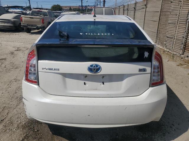 Toyota Prius Image 2