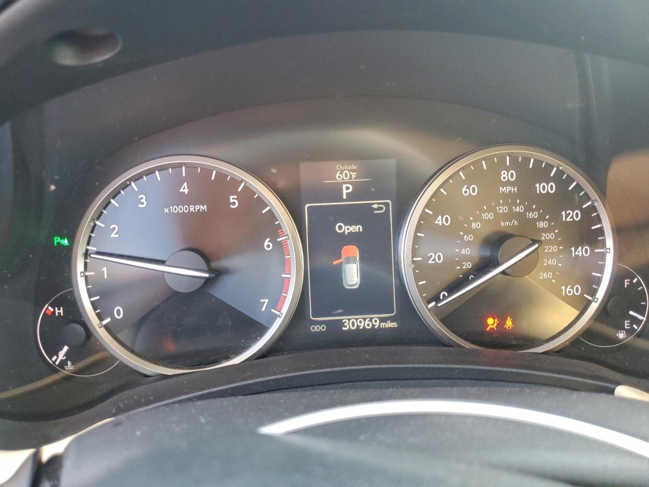 Lexus NX 200t Base Image 7