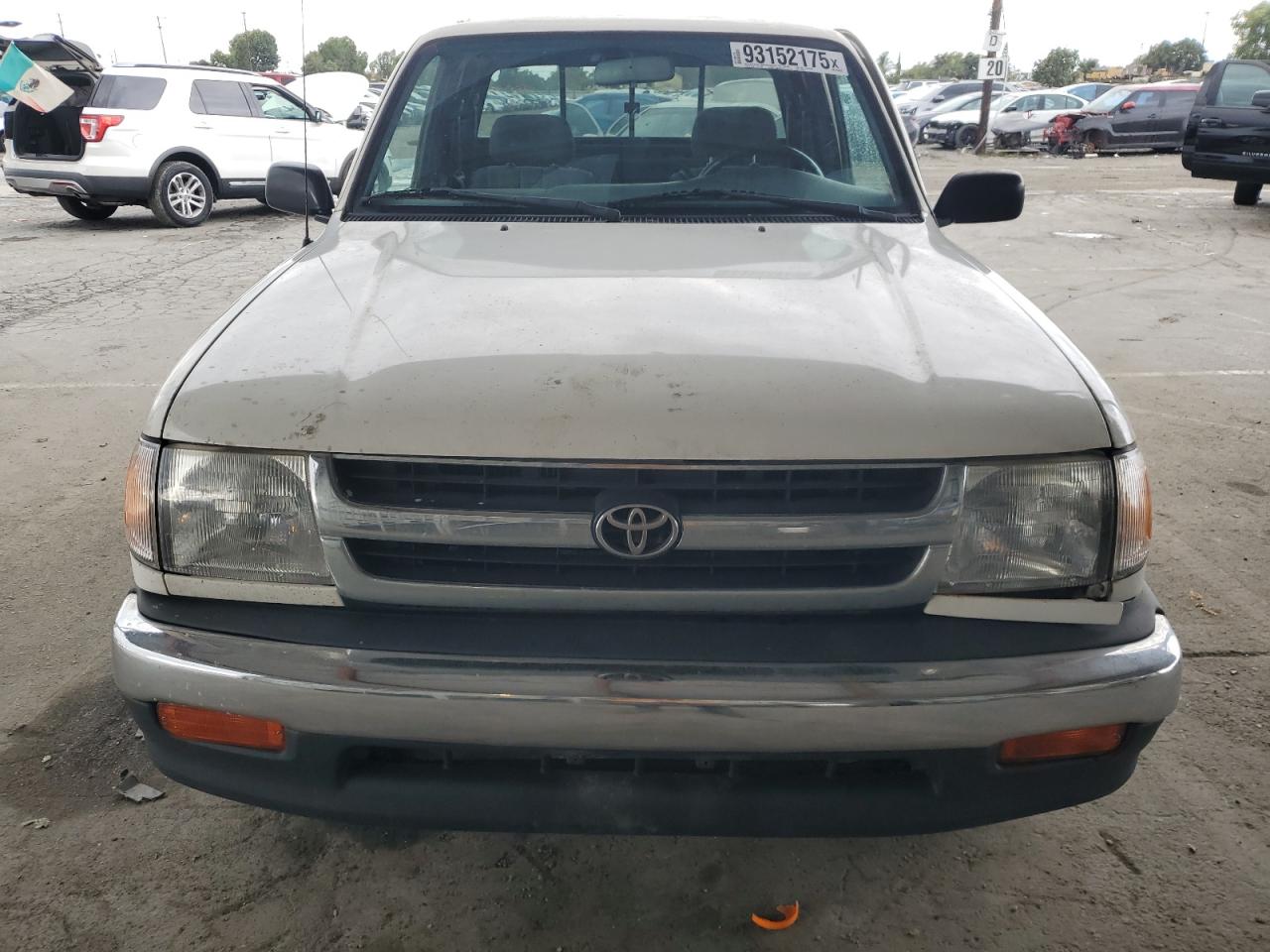Toyota Tacoma Xtracab Image 2
