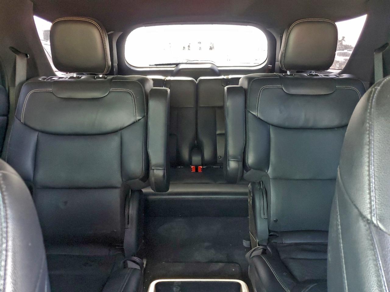 Ford Explorer St Image 7