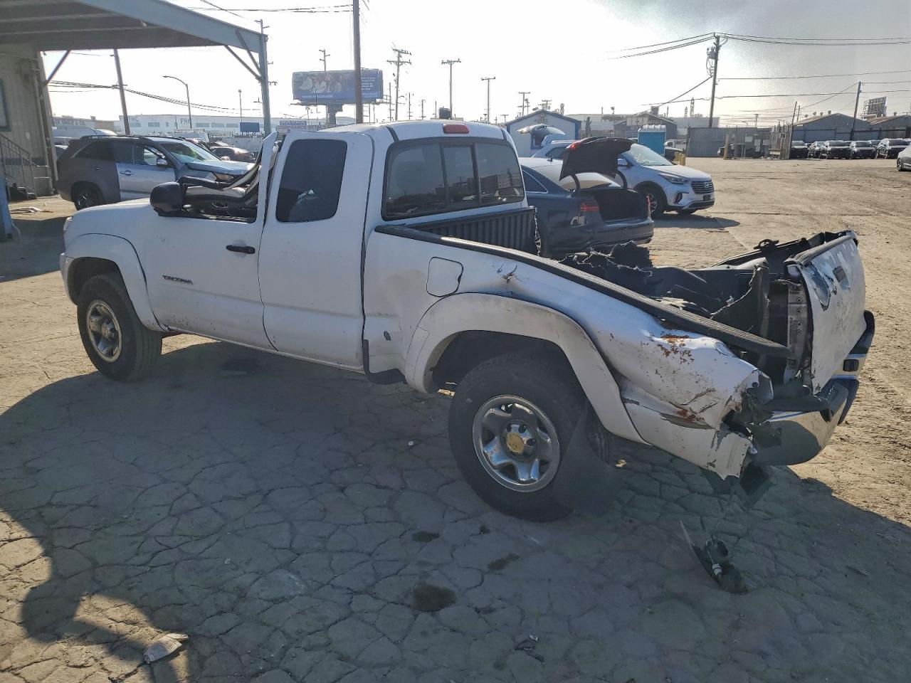 Toyota Tacoma Prerunner Access Cab Image 9