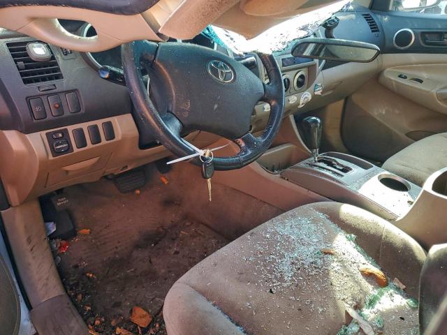 Toyota Tacoma Prerunner Access Cab Image 5