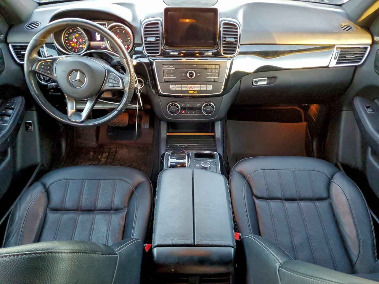 Mercedes-Benz GLE 350 Image 10