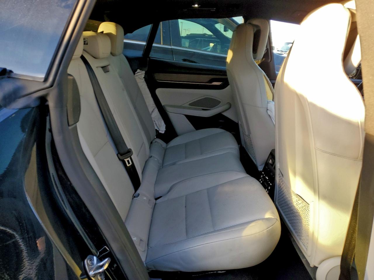 Porsche Macan 4 4 Image 11