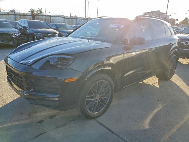  Salvage Porsche Cayenne