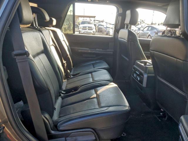 Ford Expedition Xlt Image 12