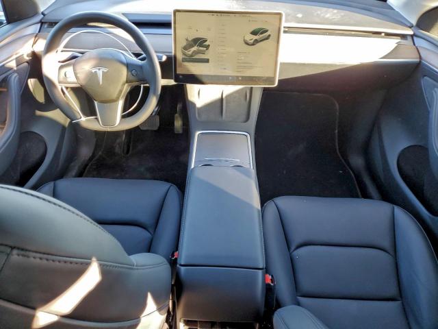 Tesla Model Y Image 9