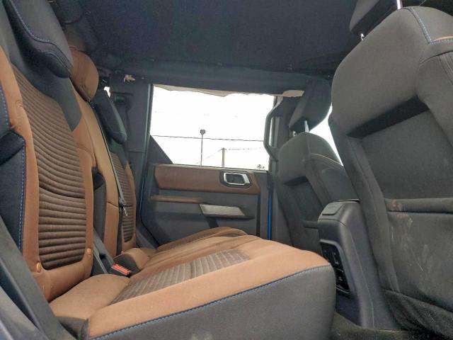 Ford Bronco Base Image 7