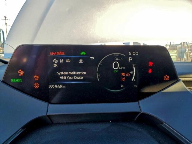 Toyota Prius Le Image 12