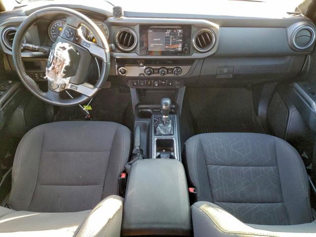 Toyota Tacoma Double Cab Image 4