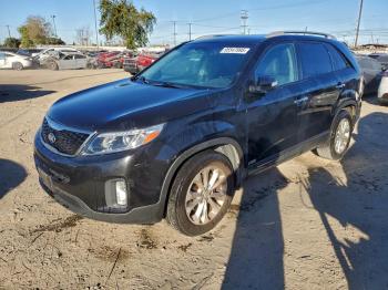  Salvage Kia Sorento