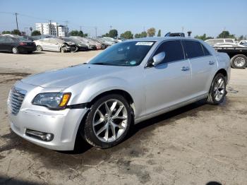  Salvage Chrysler 300
