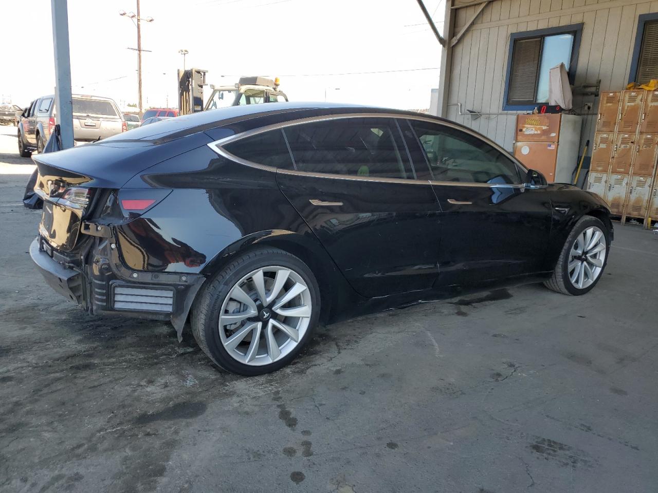 Tesla Model 3 Image 7