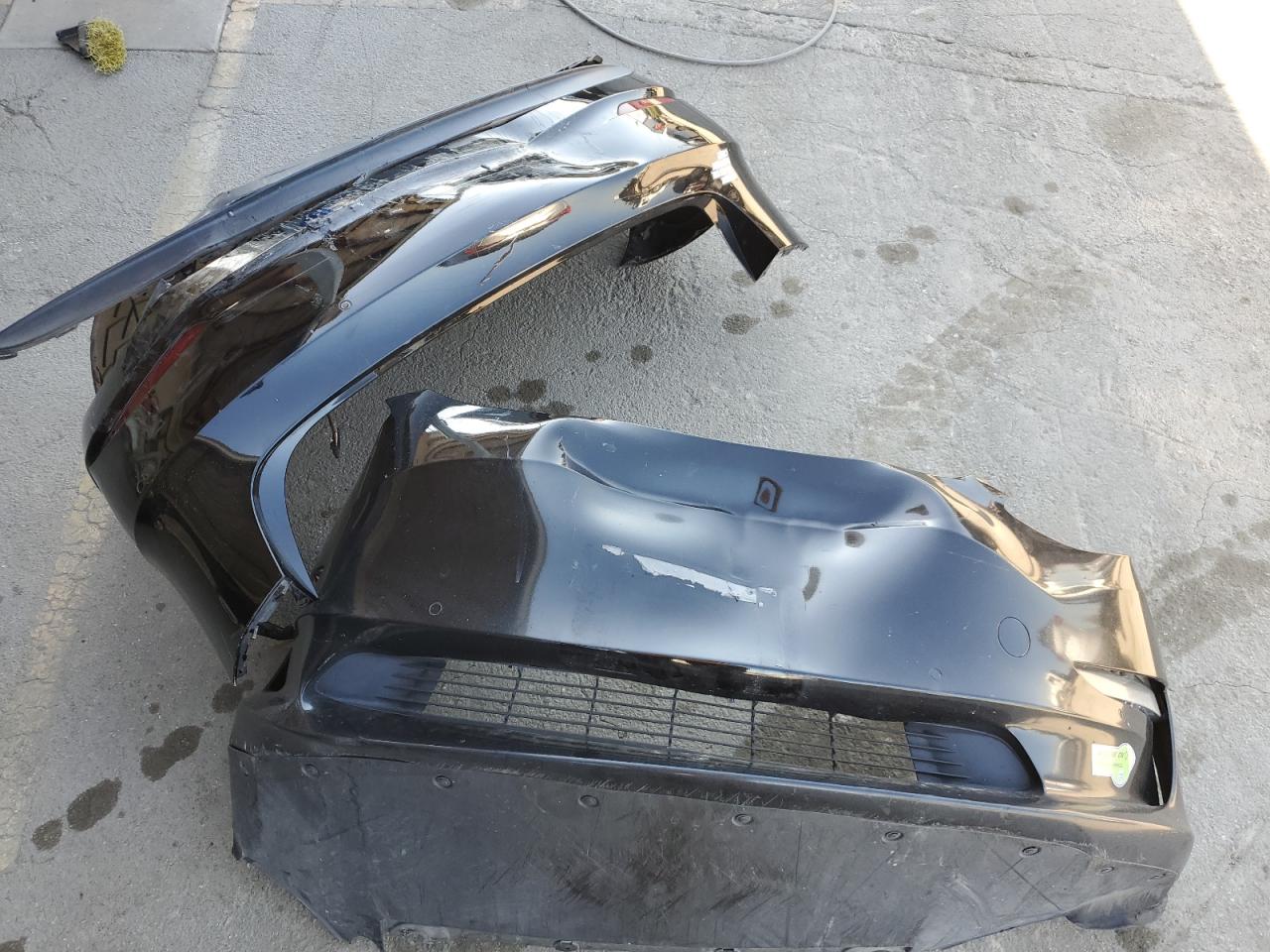 Tesla Model 3 Image 4