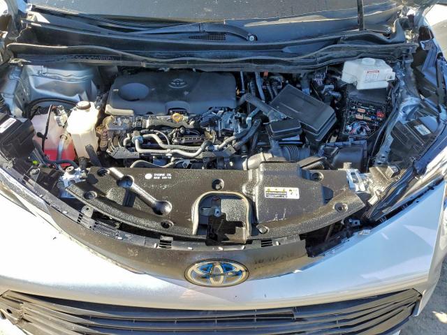 Toyota Sienna Xle Image 10