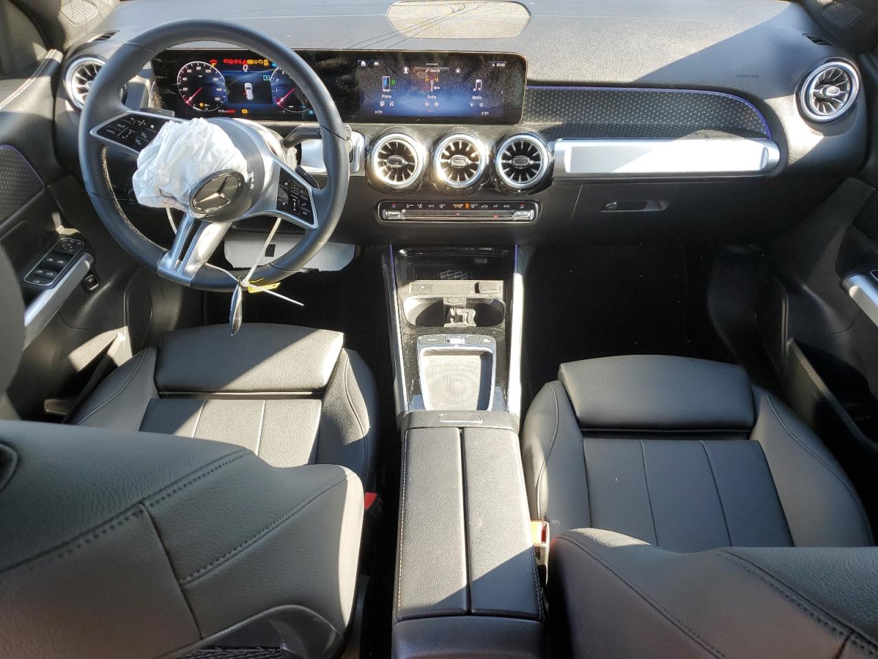 Mercedes-Benz GLB 250 4matic Image 3