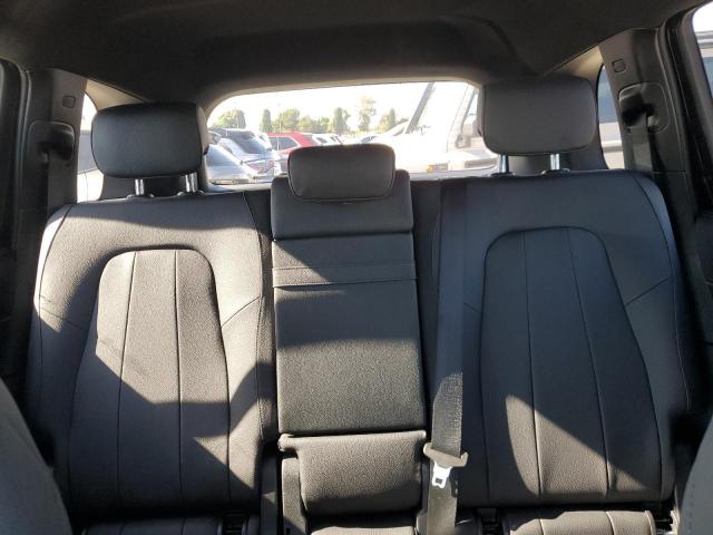 Mercedes-Benz GLB 250 4matic Image 10