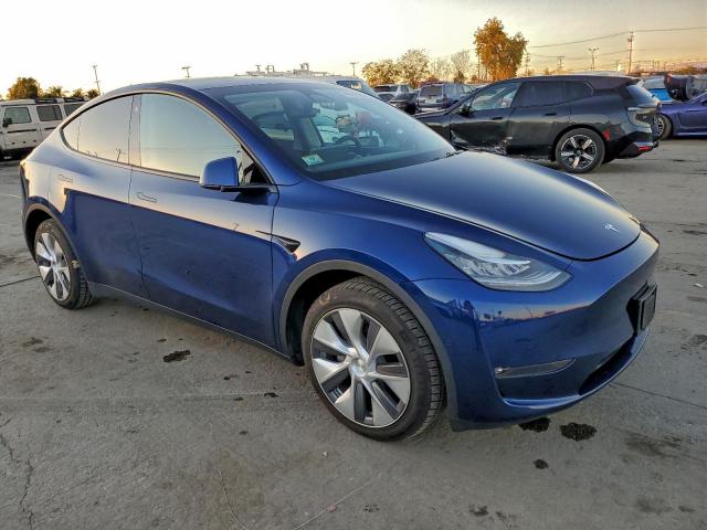Tesla Model Y Image 10