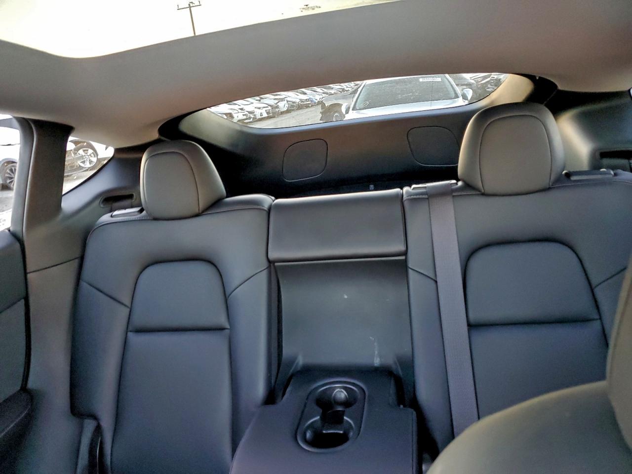 Tesla Model Y Image 5