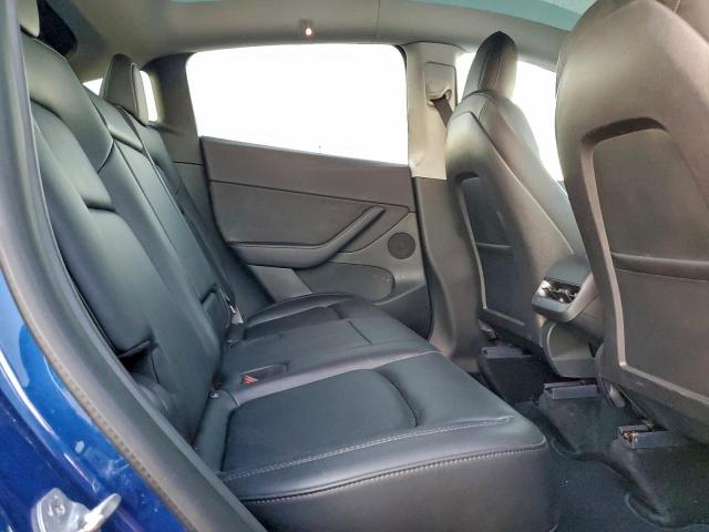 Tesla Model Y Image 11