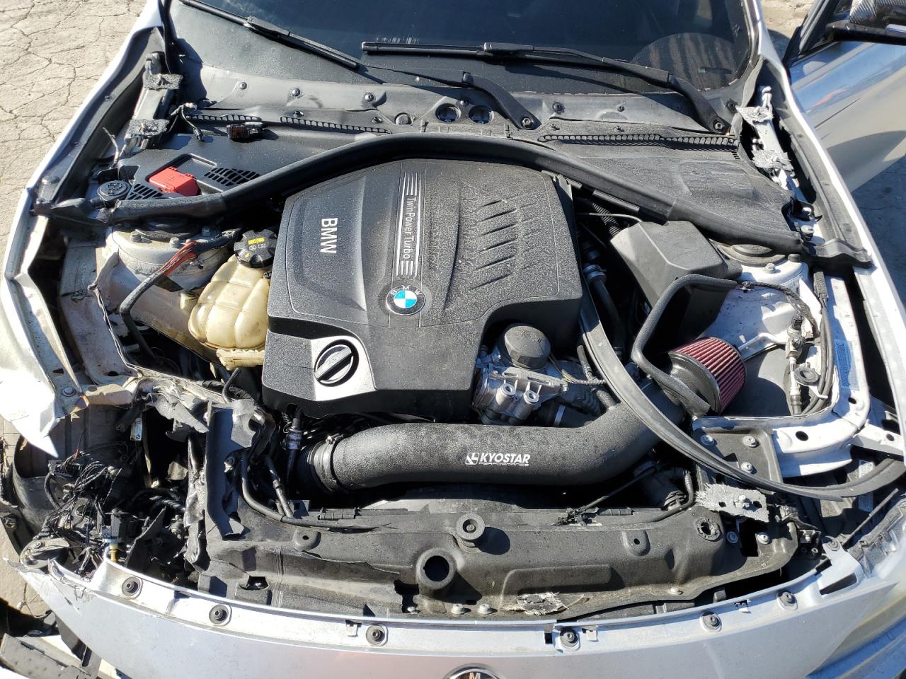 BMW 3 Series I Image 11