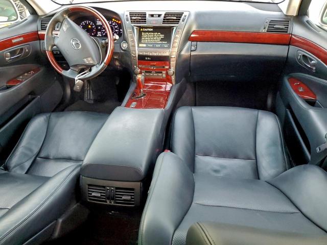 Lexus LS 460 Image 7