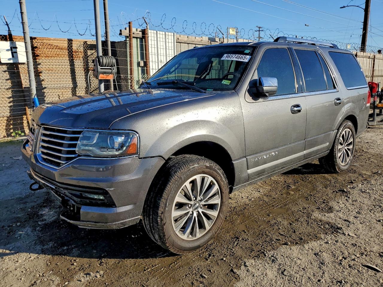 Lincoln Navigator Image 1