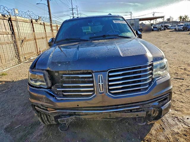 Lincoln Navigator Image 4
