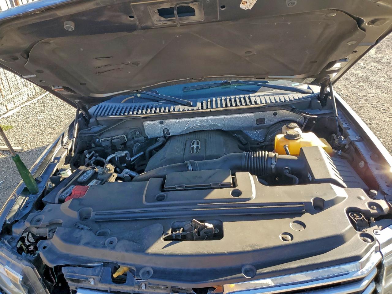 Lincoln Navigator Image 12