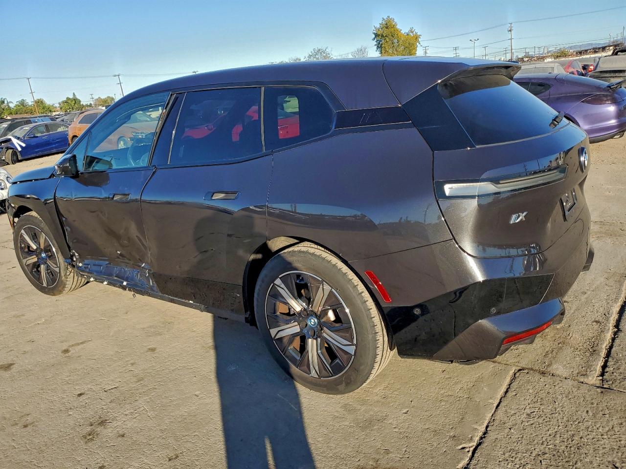 BMW Ix Xdrive5 Xdrive50 Image 2