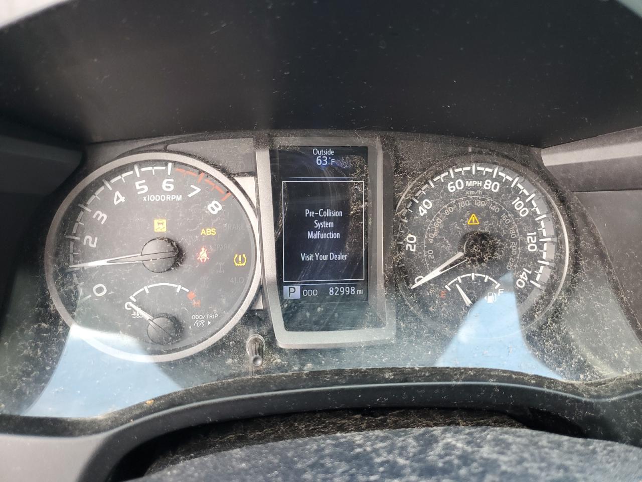 Toyota Tacoma Double Cab Image 11