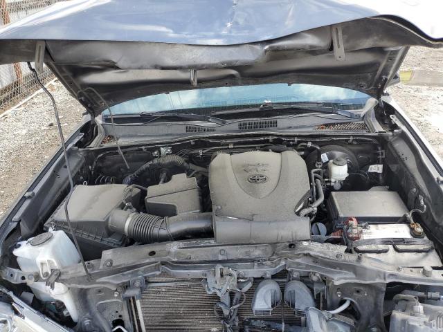 Toyota Tacoma Double Cab Image 7