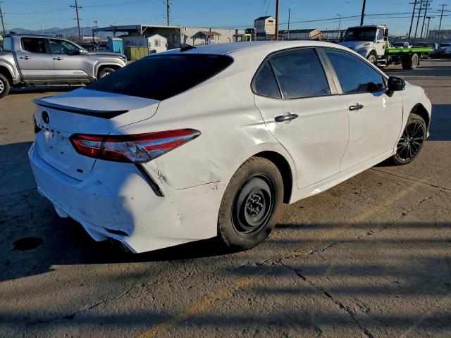 Toyota Camry Se Image 3