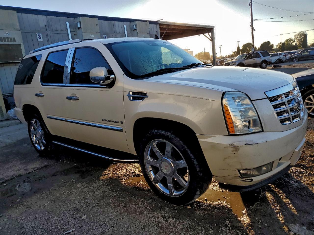 Cadillac Escalade Luxury Image 4