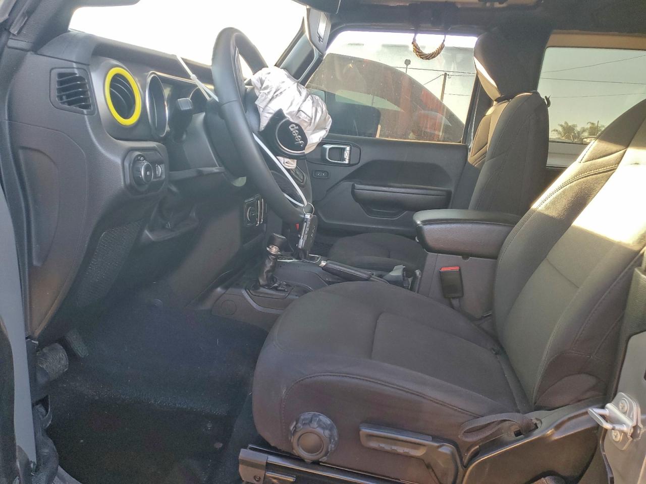 Jeep Wrangler Sport Image 13