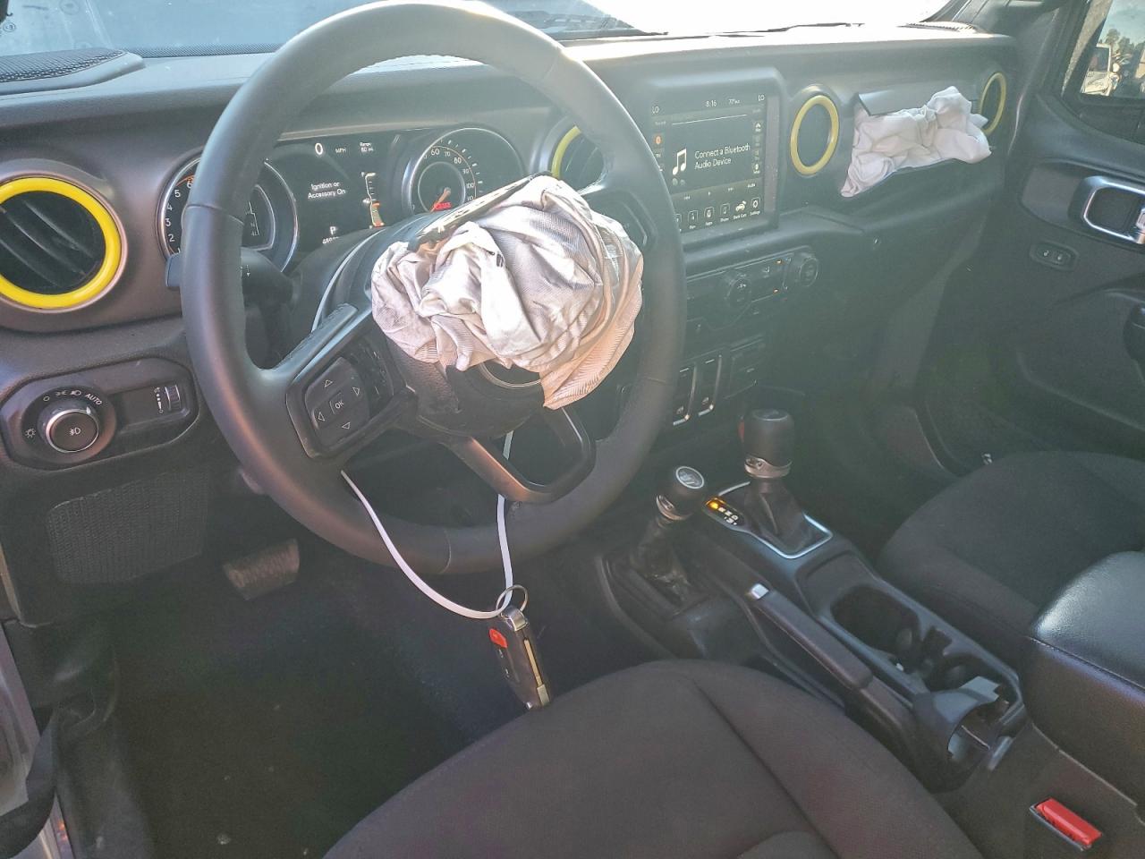 Jeep Wrangler Sport Image 11